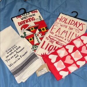 Set of 4 various Kitchen Towels, New with tags and/or hangers